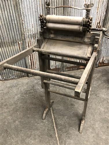 Pioneer No 22 Wringer Washer Folding Bench, Antique Hand Crank Laundry Tool