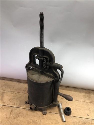 National Specialty 8 Qt Lard Press Sausage Stuffer Fruit Wine Apple Cider Farm A