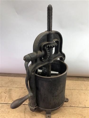 National Specialty 8 Qt Lard Press Sausage Stuffer Fruit Wine Apple Cider Farm A