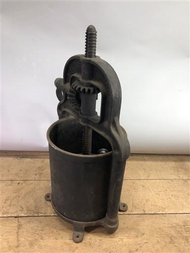 National Specialty 8 Qt Lard Press Sausage Stuffer Fruit Wine Apple Cider Farm A