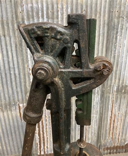 Well Water Pump, Windmill Pitcher Pump, Patel Foundry, Cast Iron Garden Art B1
