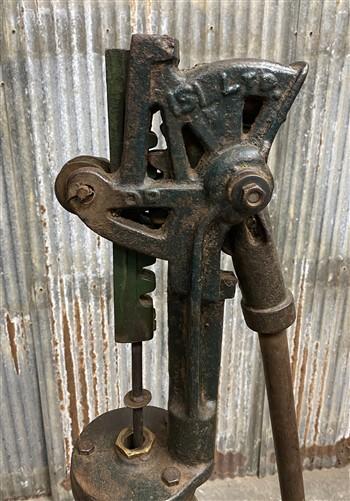 Well Water Pump, Windmill Pitcher Pump, Patel Foundry, Cast Iron Garden Art B1
