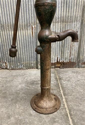 Well Water Pump, Windmill Pitcher Pump, Patel Foundry, Cast Iron Garden Art E1