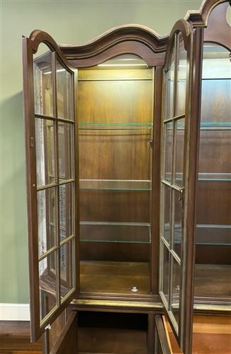 Lighted Vintage Display China Cabinet Curio Hutch Glass Shelves Burl Wood Style