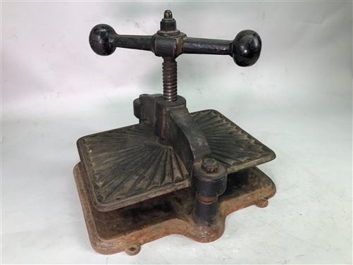 Cast Iron Book Binding Press 13.5x 9.5 Plate Copying Printer Letter Standing N