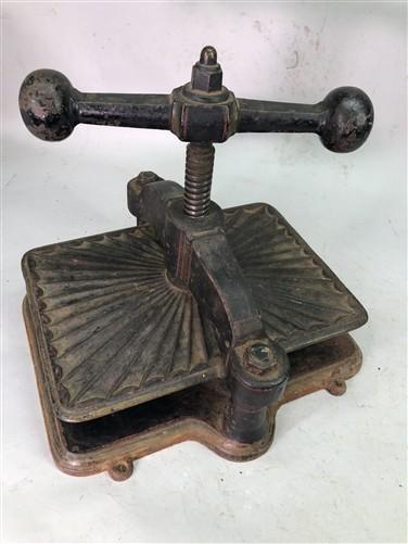 Cast Iron Book Binding Press 13.5x 9.5 Plate Copying Printer Letter Standing N