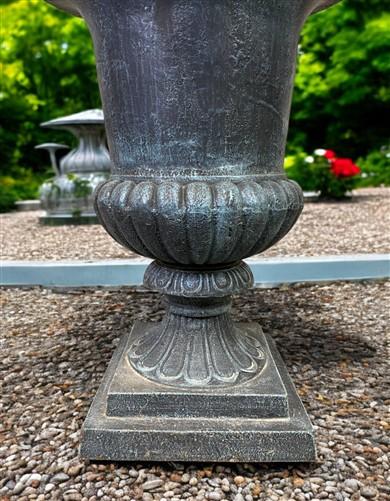 30" Tall Cast Iron Urn, Flower Pot Planter, Garden Patio Yard Art, Vase, K1