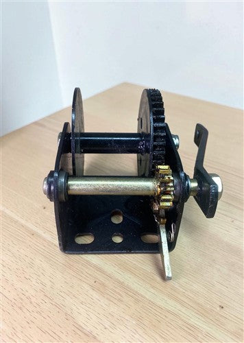 800 LB General Purpose Winch, Vintage Hand Operated Crank Took in Original Box