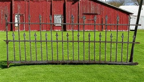 Home & Living > Outdoor & Gardening > Garden Decoration > Yard Art - Wrought Iron Vintage Fence Panel (95x36.5) Architectu...