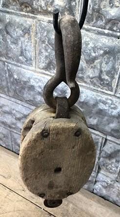 Block Pulley, Vintage Wood Cast Iron Rustic Farm Barn Hay Trolley Carrier A7