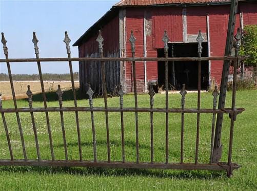 Home & Living > Outdoor & Gardening > Garden Decoration > Yard Art - Wrought Iron Vintage Fence Panel (95x37) Architectura...