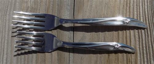 Home & Living > Kitchen & Dining > Dining & Serving > Flatware & Silverware - Rogers & Bro, Stainless Silverware, Set 61 P...