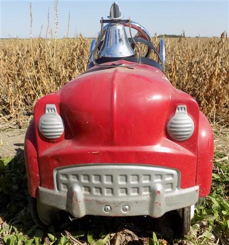 Toys & Games > Toys > Ride On & Rocking Toys > Vehicles - Pacific Cycle Instep Fire & Rescue Engine No 7, Toy Pedal Fire T...