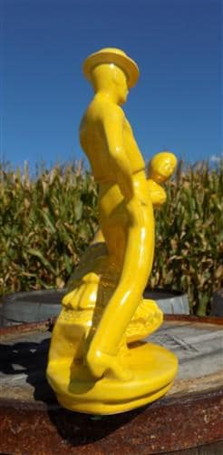 Yellow MCM Spanish Flamenco Dancers TV Lamp, Gold Midcentury Television Light