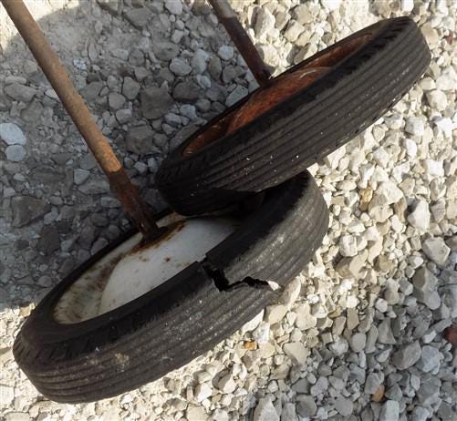 4 Vintage Metal Baby Buggy Wheels Pedal Car Garden Cart Pumpkin Wagon A54