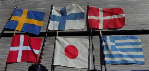 Art & Collectibles > Collectibles > Memorabilia - Lot Mini Flags Denmark Greece Finland Japan Netherlands Sweden, Vintage...