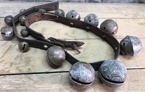 16 Sleigh Bells Horse Rein Leather Strap, Christmas Winter Brass Jingle Bells R