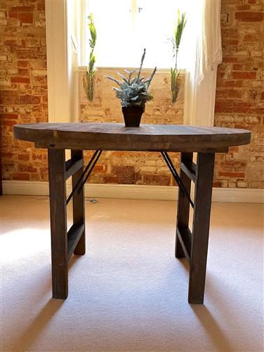 Home & Living > Furniture > Dining Room Furniture > Kitchen & Dining Tables - Rustic Round Table, Vintage Dining Room Tabl...