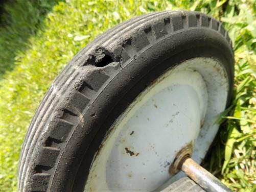 4 Vintage Metal Baby Buggy Wheels Pedal Car Garden Cart Pumpkin Wagon A47