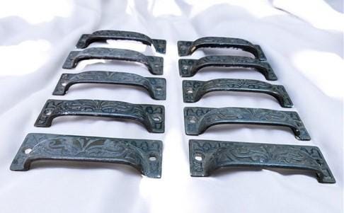 10 Cast Iron Fingertip Drawer Pulls Handles Hardware Dresser Kitchen Rustic A