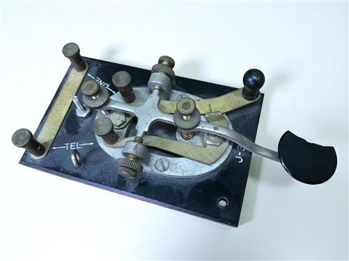 Vintage J-38 US Army Signal Corps Telegraph Key WWII Era Morse Code, Ham Radio K