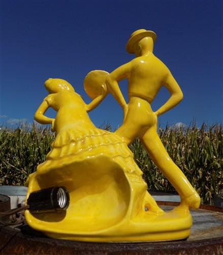 Yellow MCM Spanish Flamenco Dancers TV Lamp, Gold Midcentury Television Light