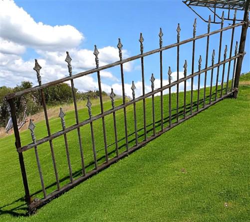 Home & Living > Outdoor & Gardening > Garden Decoration > Yard Art - Wrought Iron Vintage Fence Panel (97x41) Architectura...