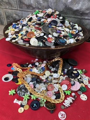 Craft Supplies & Tools > Closures & Fasteners > Buttons - Over 13 Lbs Vintage Antique Buttons, Unsorted Mixed Lot Sewing A...
