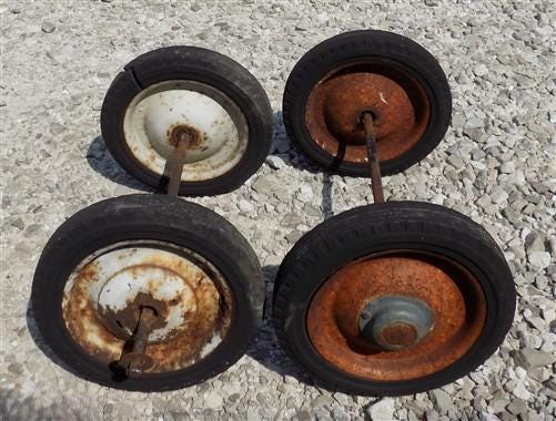 4 Vintage Metal Baby Buggy Wheels Pedal Car Garden Cart Pumpkin Wagon A54