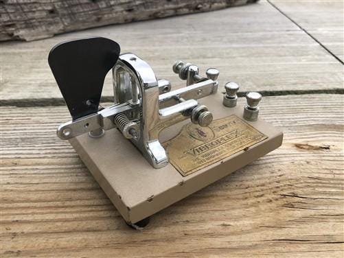 Telegraph Key, Morse Code, Vibrokeyer, Ham Radio, Iambic Paddles, Vibroplex, D