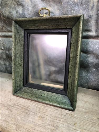Home & Living > Home Decor > Picture Frames & Displays > Picture Frames - 12 Green Wood 4.5x3.5 Picture Photo Frames with...