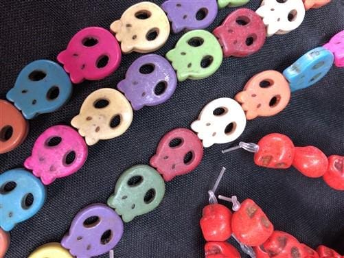 Craft Supplies & Tools > Beads, Gems & Cabochons > Beads - 3D Skull Beads Multi Colors, Gothic Halloween Jewelry Making Cr...