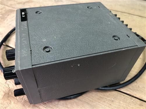 Stackable Power Supply, Hewlett Packard - Model 6215A, Vintage Bench Equipment