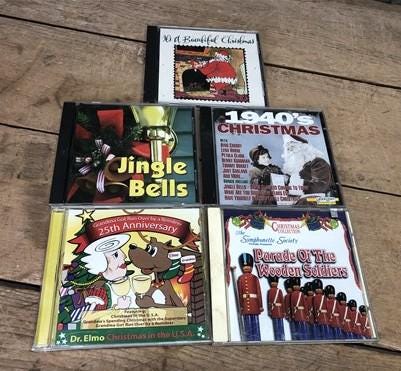 Books, Movies & Music > Music > Recorded Audio > C Ds - Lot 22 CDs, Statler Brothers, Dolly Parton, Smoky Mountain Hymns,...