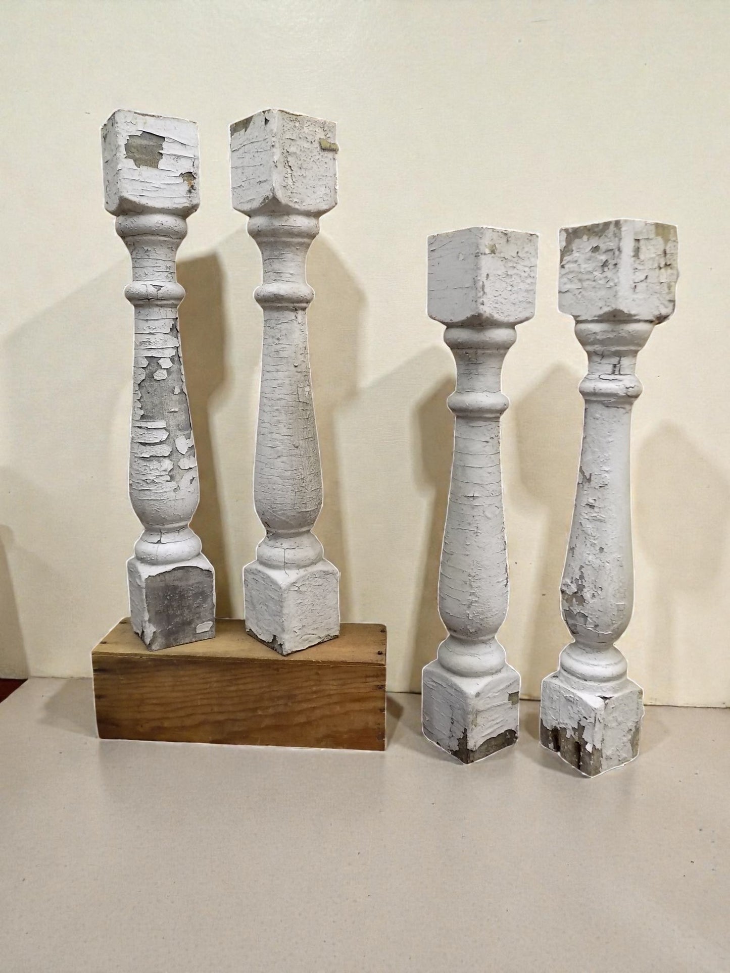 4 White Wood Balusters Reclaimed Spindles Porch Post House Trim k