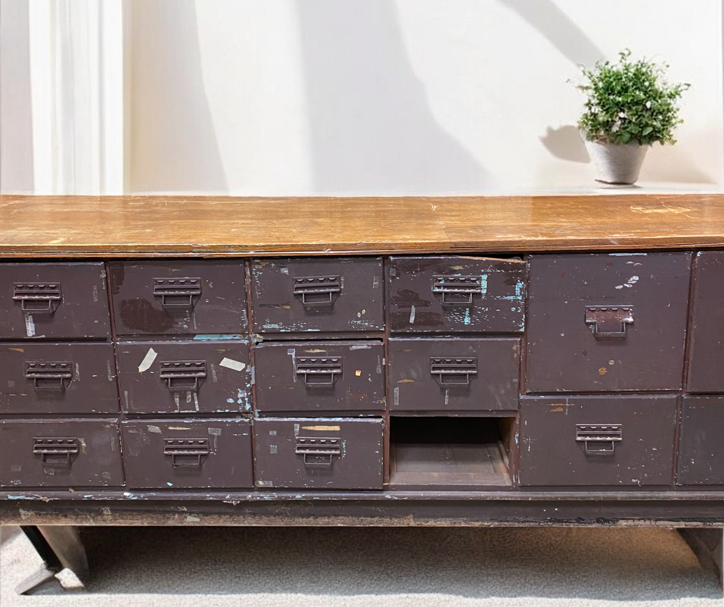 Store Counter Display Table, Tavern Bar, Kitchen Island, Back Bar