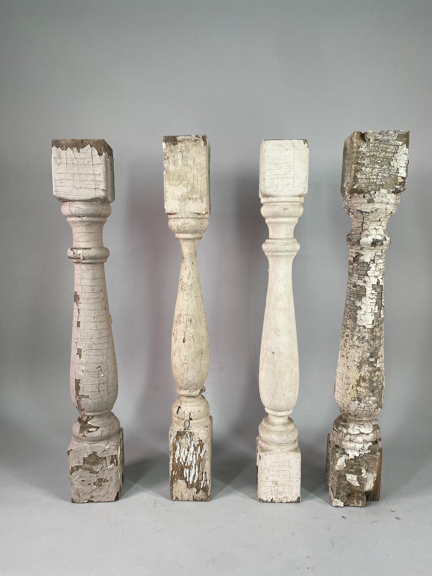 4 White Wood Balusters Reclaimed Spindles Porch Post House Trim A57