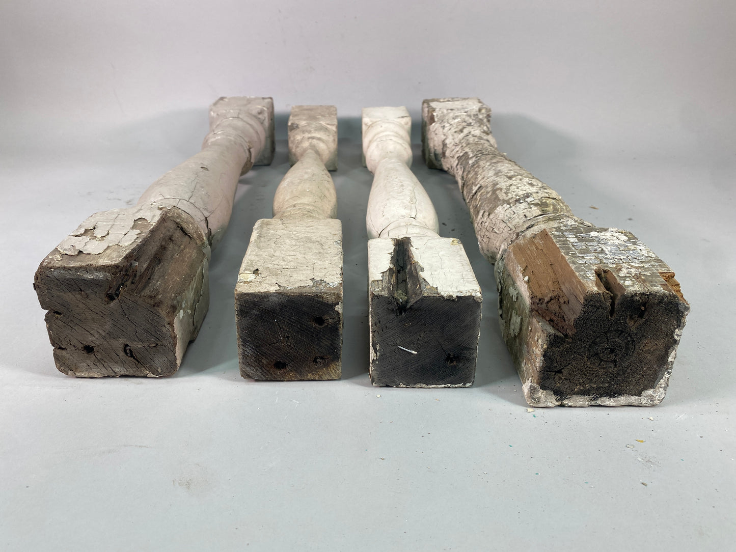 4 White Wood Balusters Reclaimed Spindles Porch Post House Trim A57
