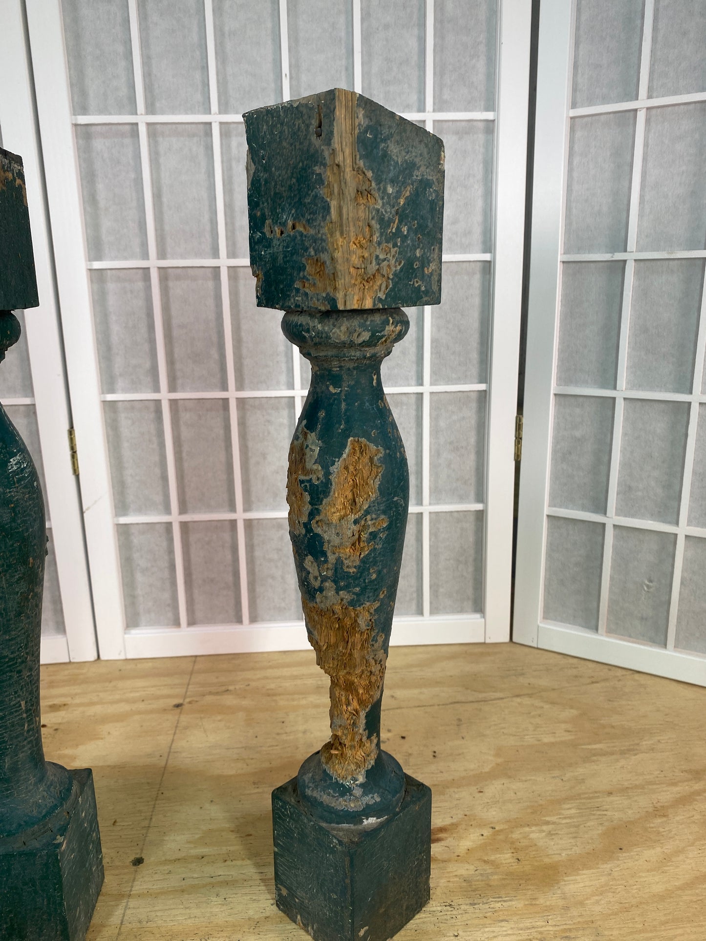 Balusters - 4 Vintage Green Wood Balusters, Reclaimed Spindles, Architectural Salvage, S by The Old Grainery (Architectura...