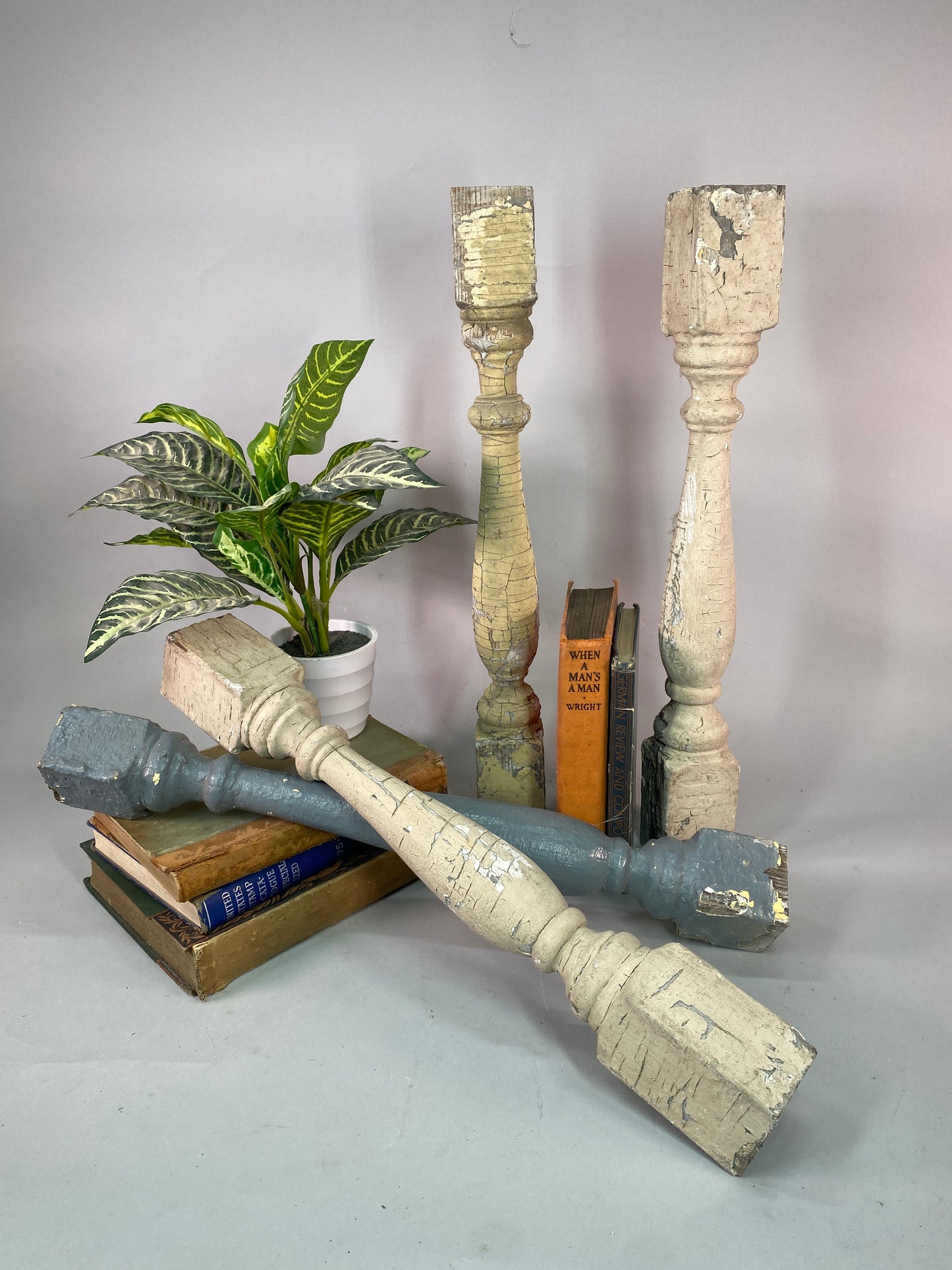 Balusters - 4 Vintage Painted Wood Balusters Architectural Salvage Spindles Porch Trim, A29 by The Old Grainery (art and c...