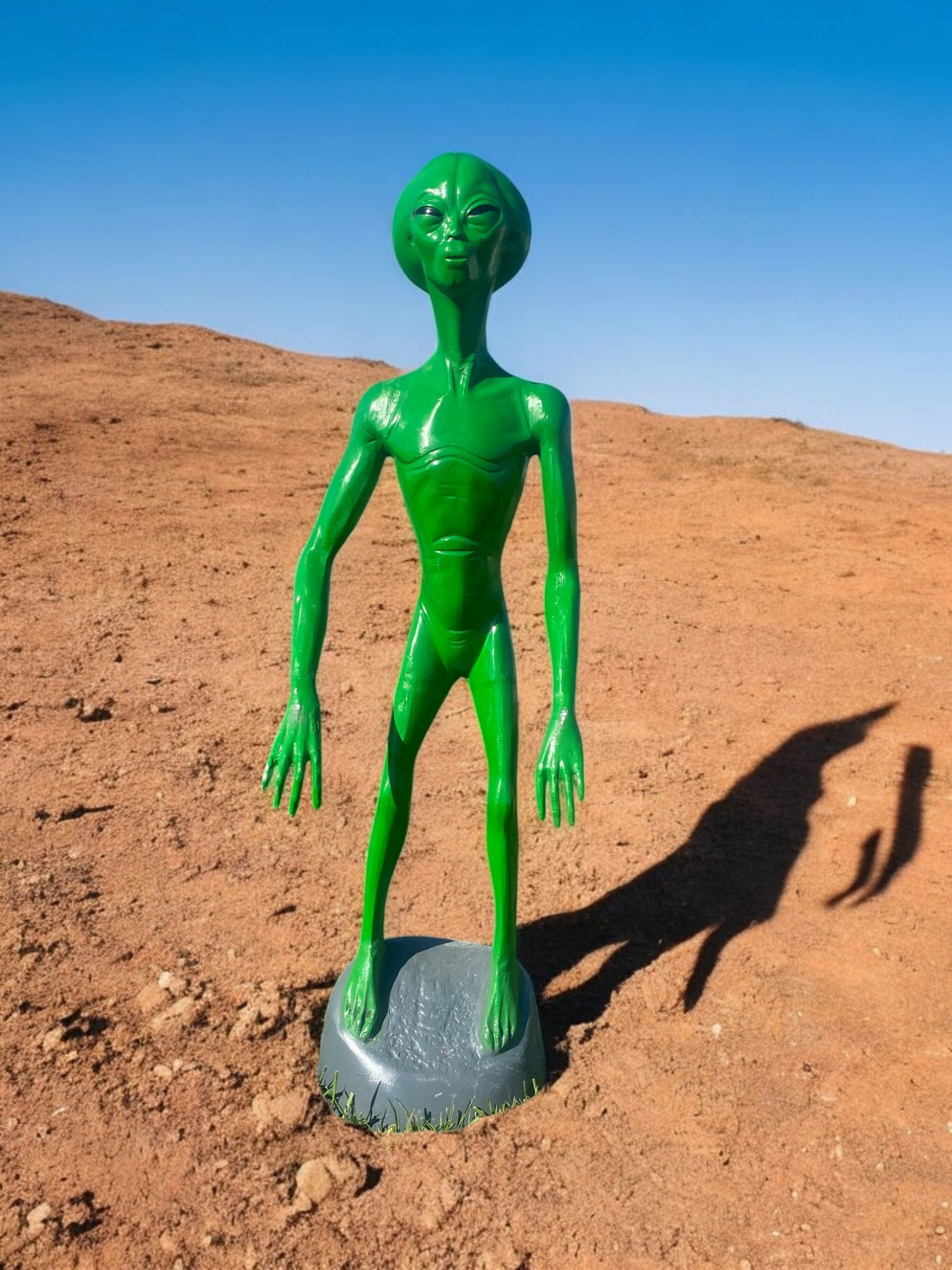 Alien Statue, Green Space Men, UFO Extraterrestrial Alien Art, Cast Aluminum, J