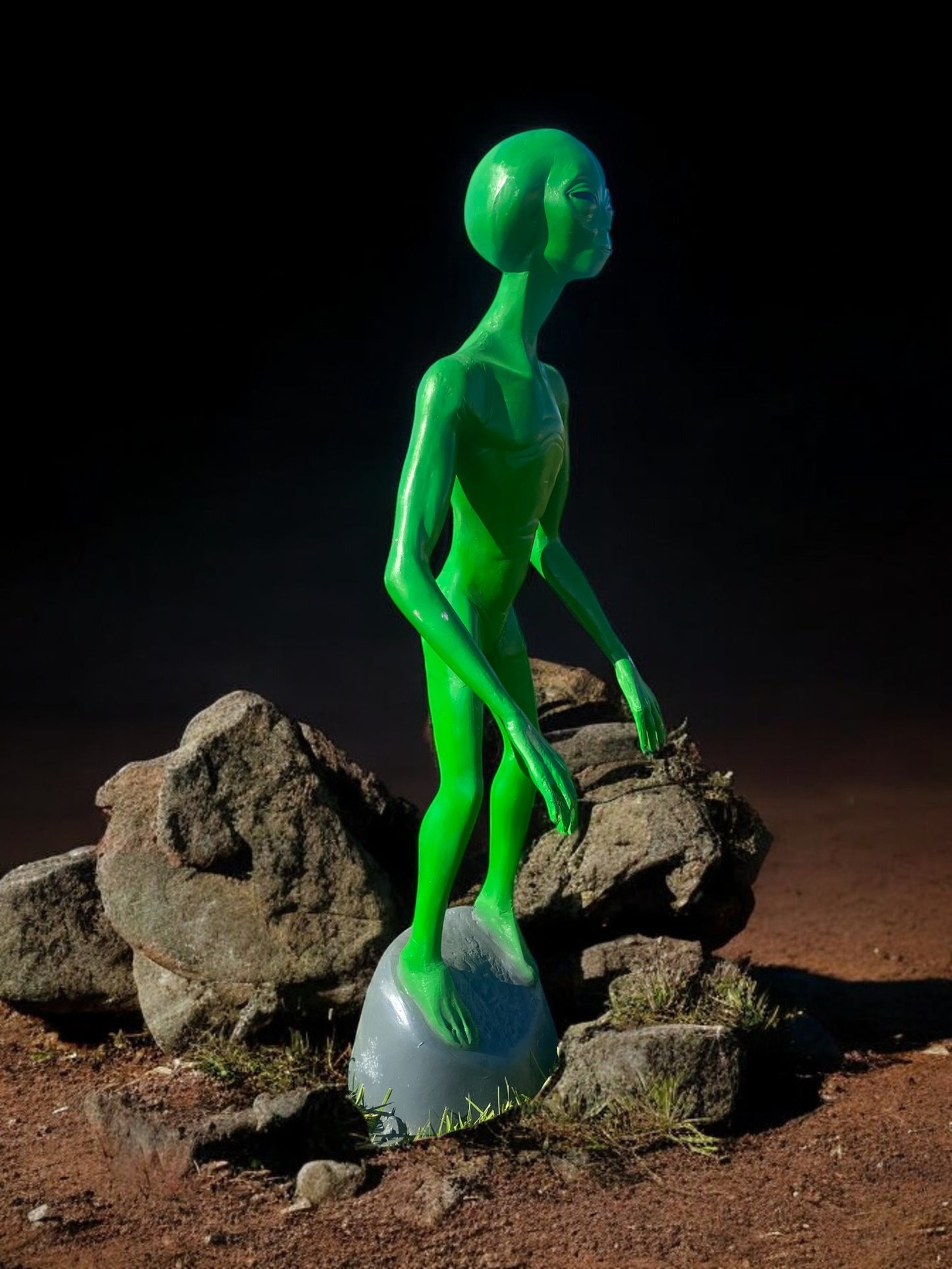 Alien Statue, Green Space Men, UFO Extraterrestrial Alien Art, Cast Aluminum, J
