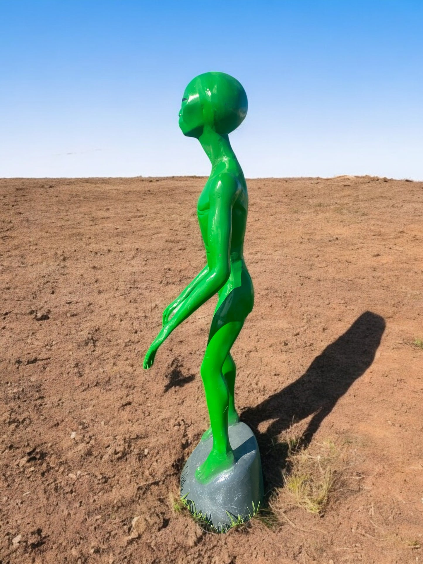 Alien Statue, Green Space Men, UFO Extraterrestrial Alien Art, Cast Aluminum, J