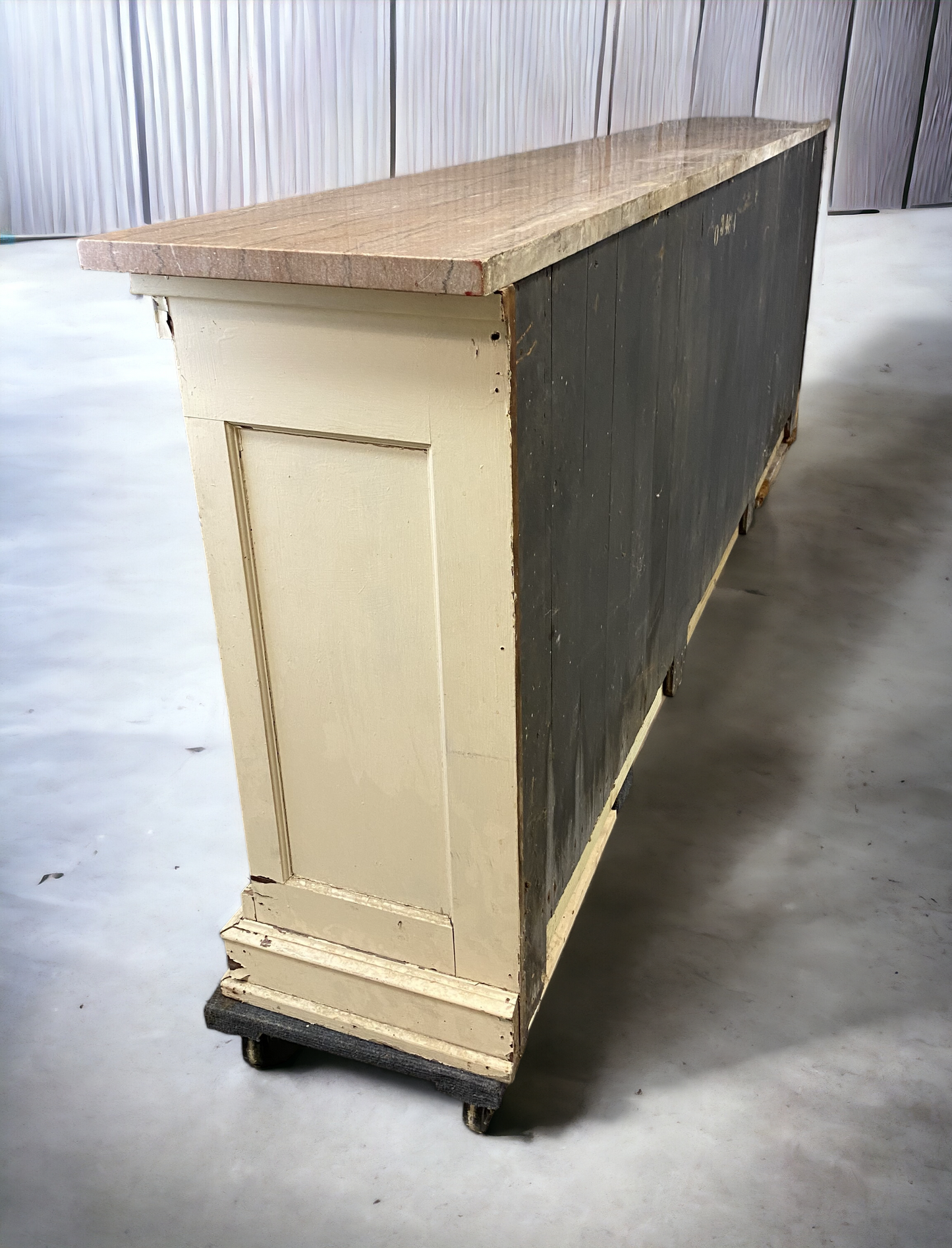 Store Counter Display Table, Tavern Bar, Kitchen Island, Back Bar Store Showcase