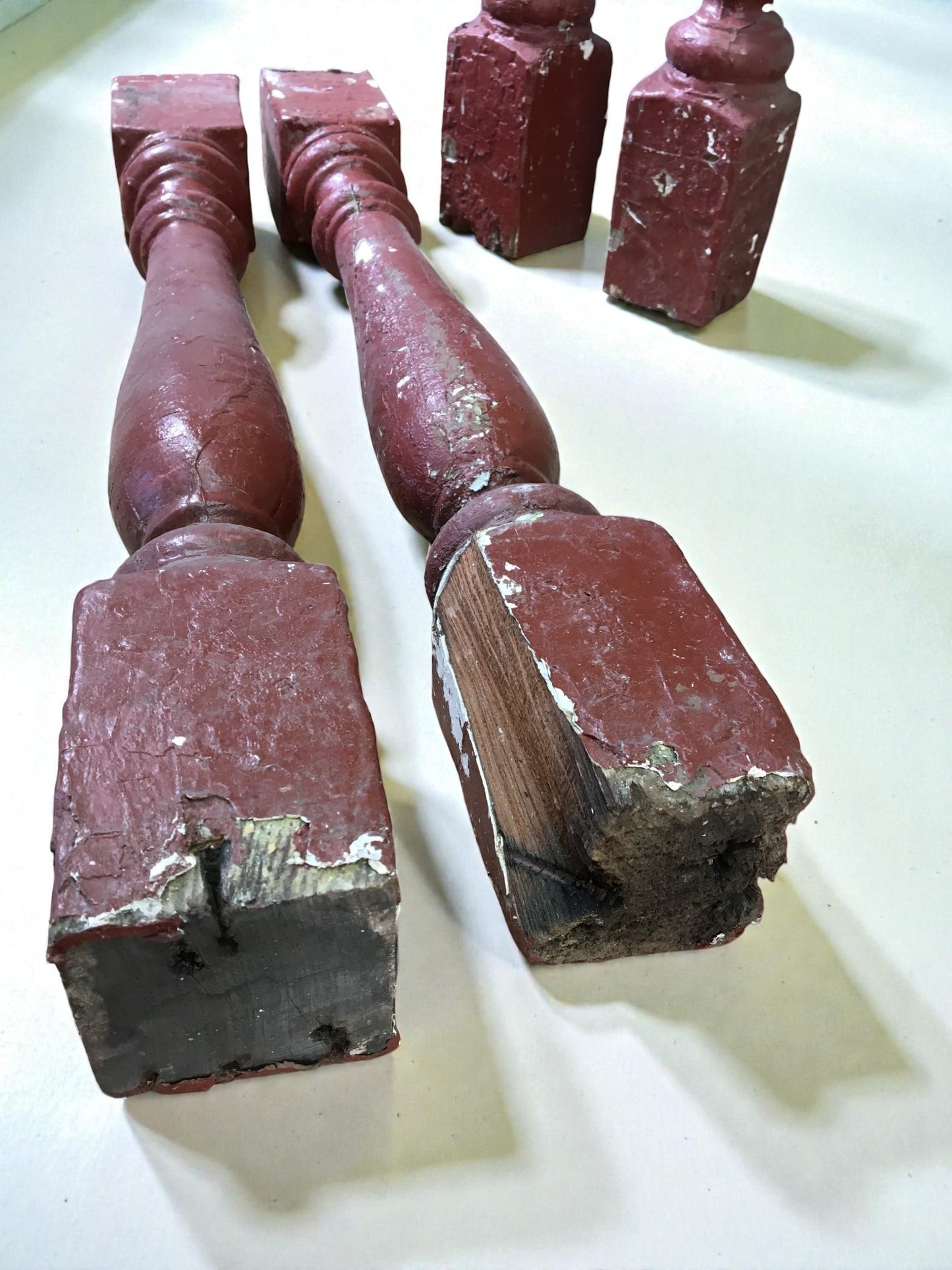 4 Rustic Red Wood Balusters Architectural Salvage Spindles Porch Trim E