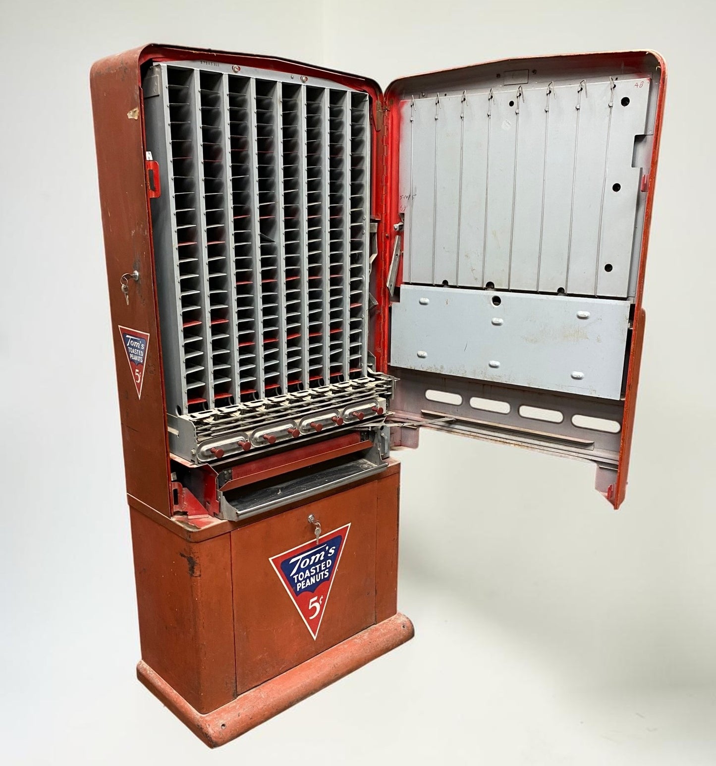 Vending Machine - Tom's Toasted Peanuts Vending Machine, Vintage Coin Op Dispenser, Store Display by The Old Grainery (5 c...