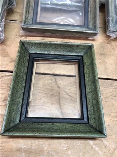 Home & Living > Home Decor > Picture Frames & Displays > Picture Frames - 12 Green Wood 4.5x3.5 Picture Photo Frames with...