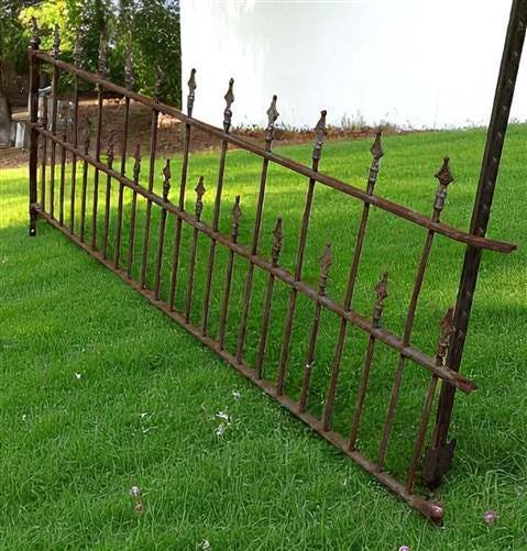 Home & Living > Outdoor & Gardening > Garden Decoration > Yard Art - Wrought Iron Vintage Fence Panel (94.5x42) Architectu...