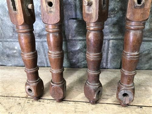 Craft Supplies & Tools > Raw Materials > Wood - 4 Wood Spindles Architectural Salvage Fretwork Furniture House Trim Vintag...