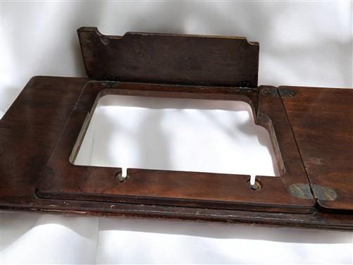 Craft Supplies & Tools > Tools & Equipment > Equipment & Machines > Sewing & Needlework Machines > Sewing Machines - Singe...